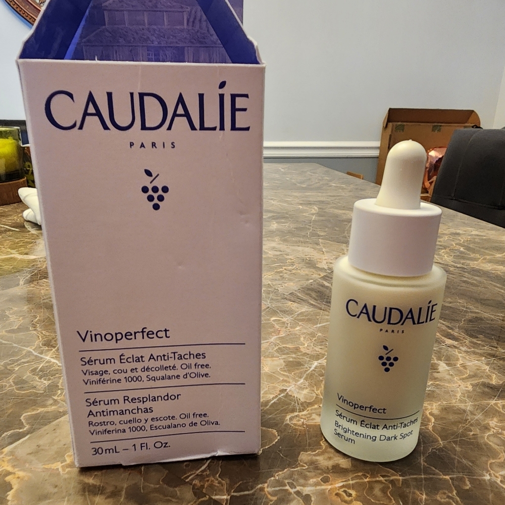 Caudalie Vinoperfect Serum 30ml NwT In Box Never Opened